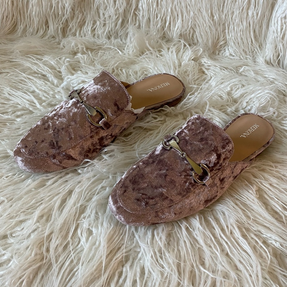 NWOB Merona Kona Velvet Mules, Pink, Size 9.5